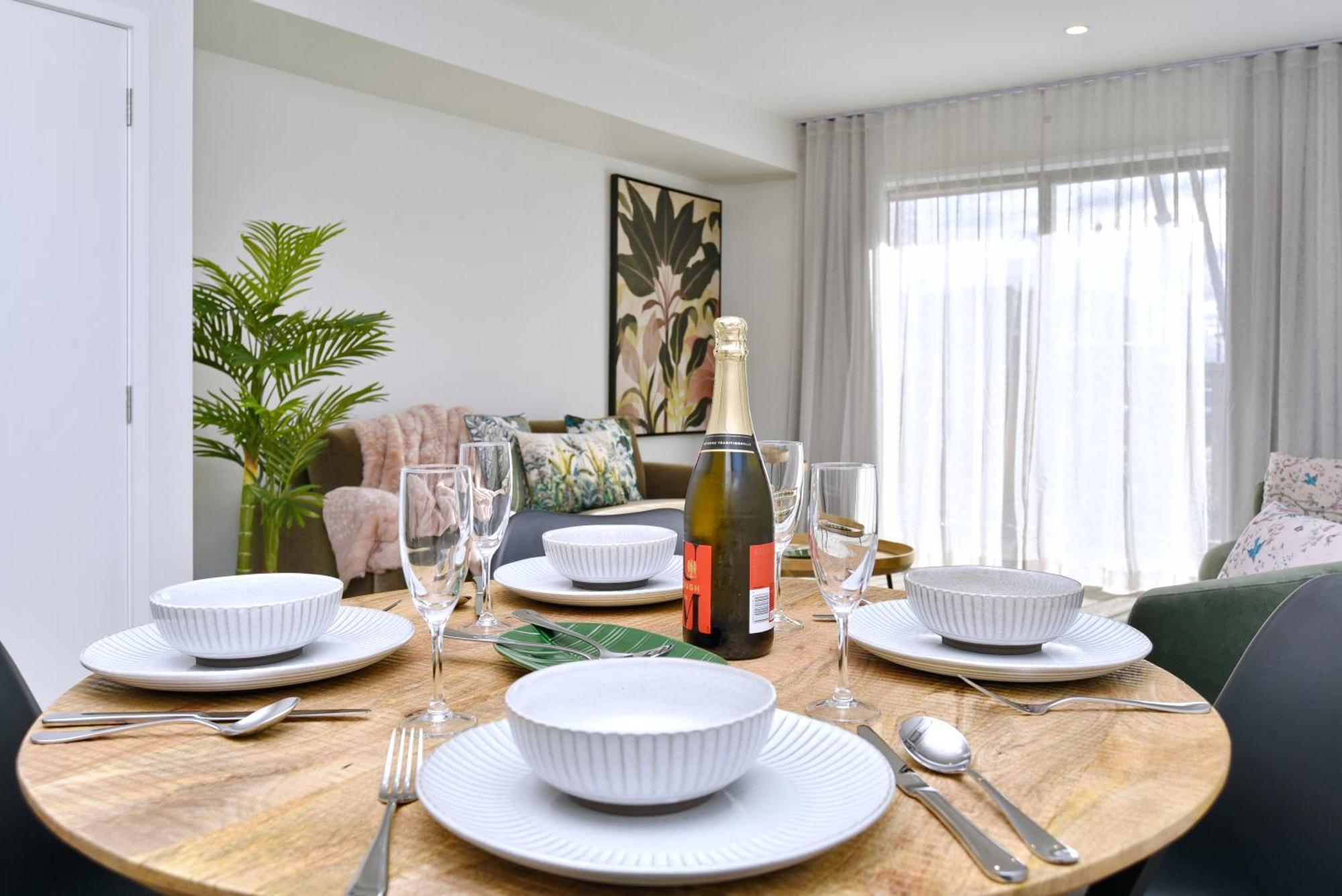 Hereford St Apartment - Christchurch Holiday Homes Ngoại thất bức ảnh